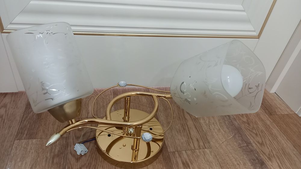 Продаются люстры разные