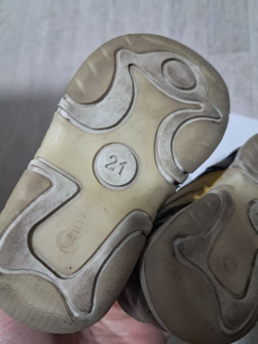 Детский танкетка  мальчиковый размер 21