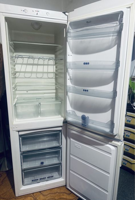 Combina frigorifica Whirlpool