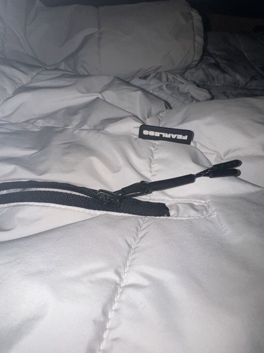 Яке black and white