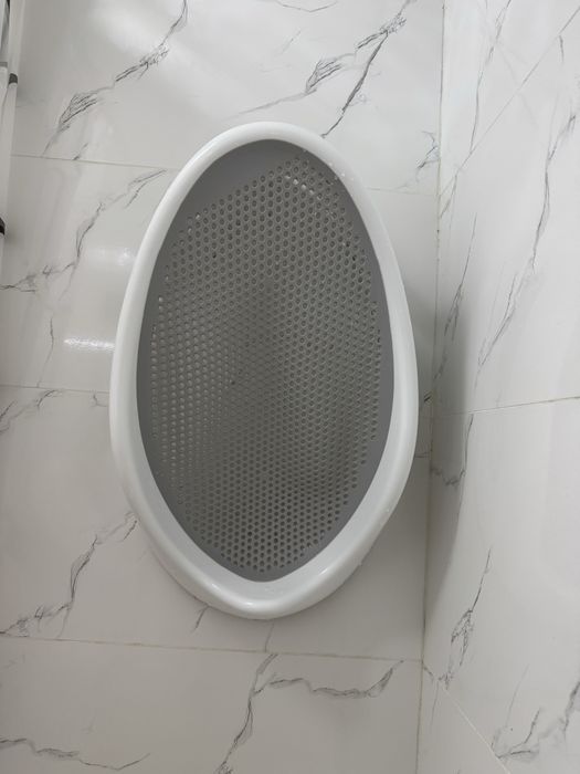 Продам горку для купания малышей