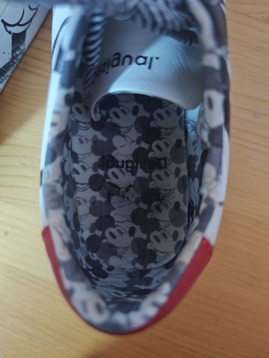Дамски маратонки Мики Маус Desigual