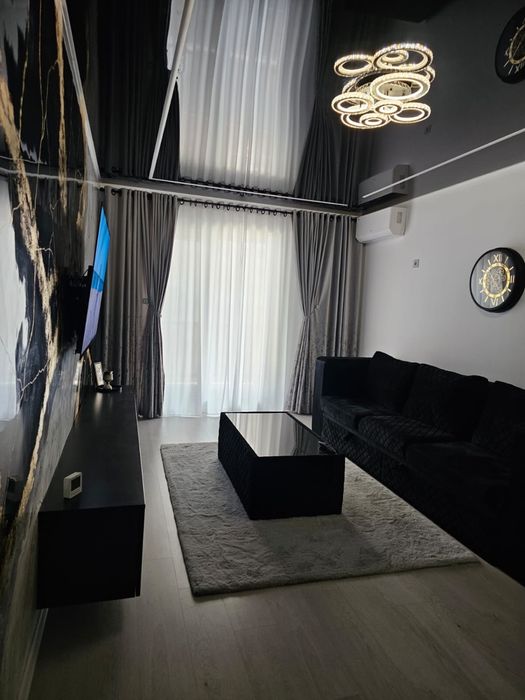 Proprietar ,vand apartament cu 2 camere decomandat