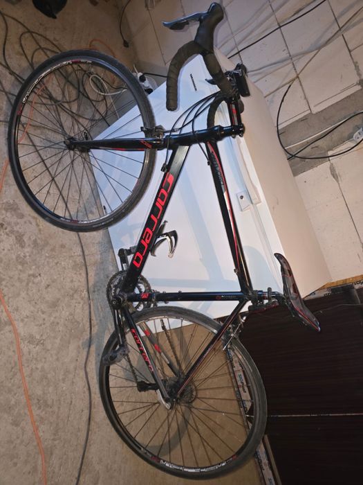 Bicicleta cursiera Carrera Virtuoso