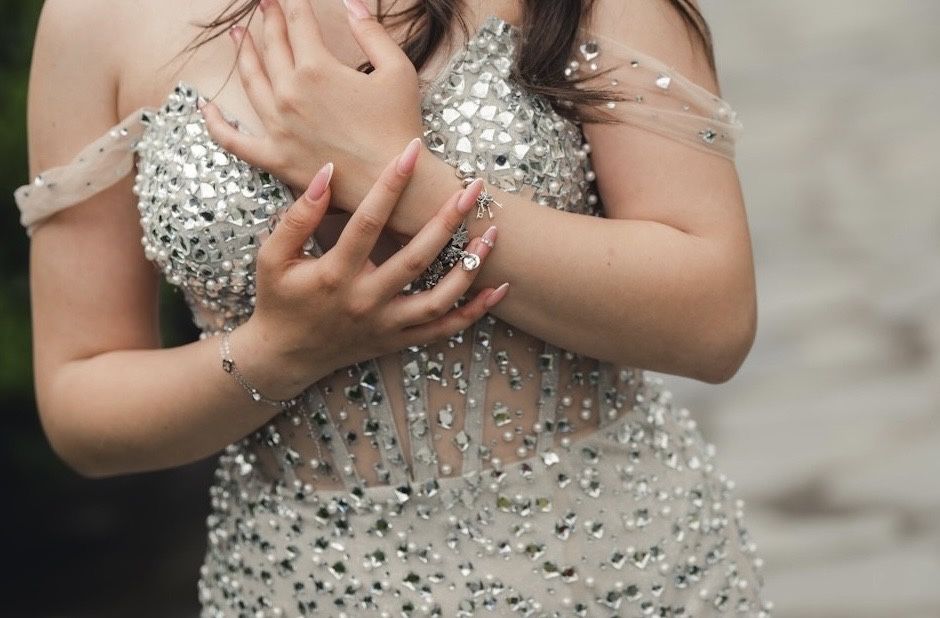 Бална рокля, носена веднъж