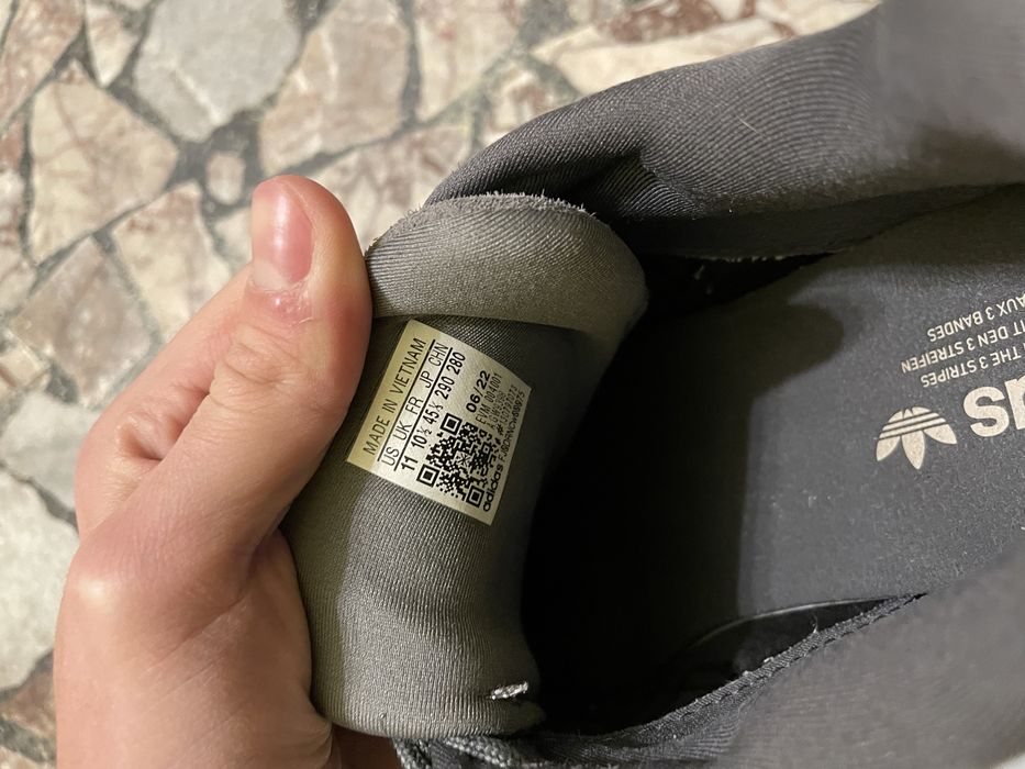 маратонки Adidas Oznova