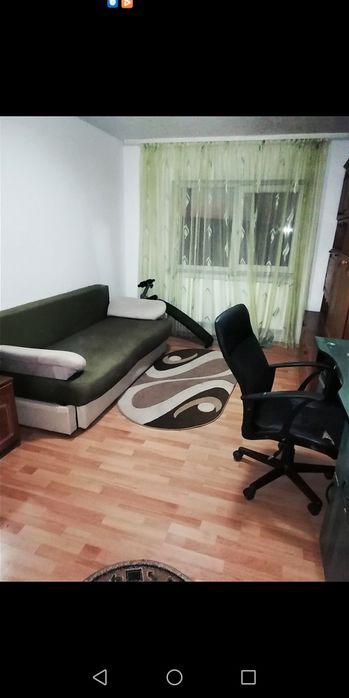 Închiriez apartament cu doua camere