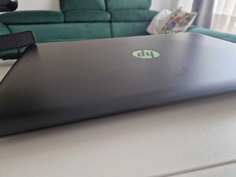 Laptop HP Pavilion Gaming 15 – i5-8300H, GTX 1050 Ti, 16GB RAM, SSD 1TB – DEFECT DISPLAY + TOUCHPAD (funcțional pe HDMI)