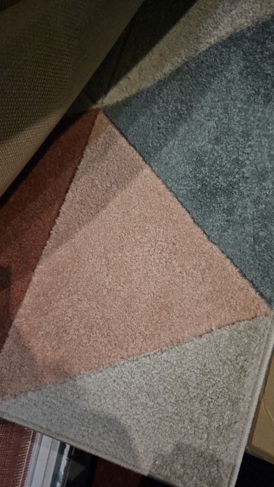 Чисто нов килим 160/220