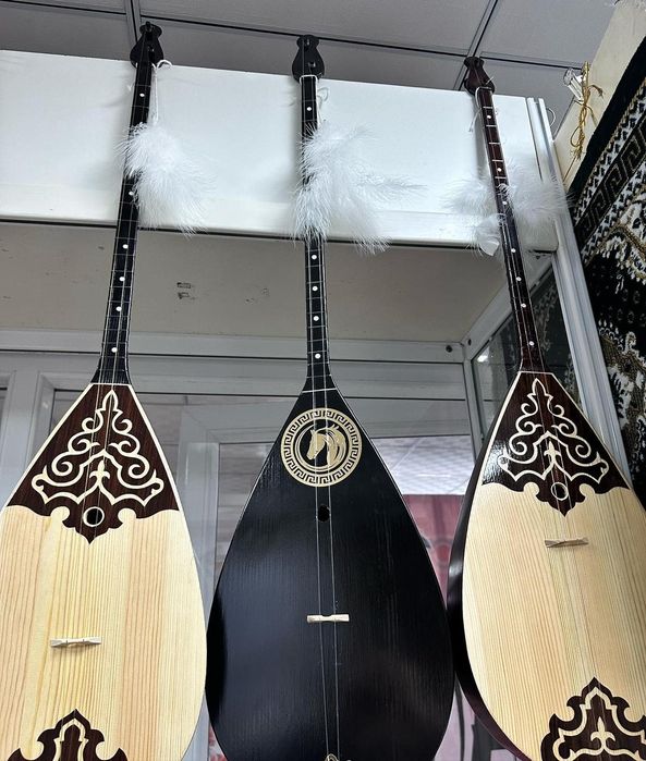 Продаётся домбыра