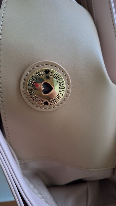 Love Moschino posteta dama