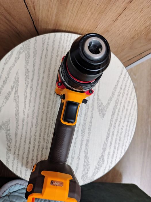 Продаю Шуруповерт INGCO 66Nm