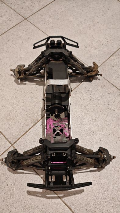 HPI Savage 25 roller