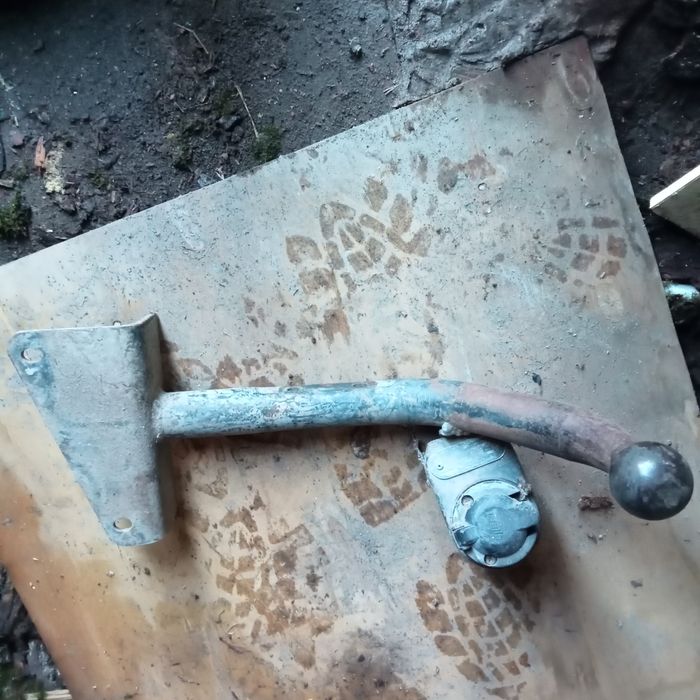 Продам фаркоп на Фиат