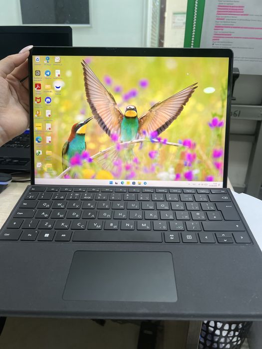 Ноутбук Microsoft