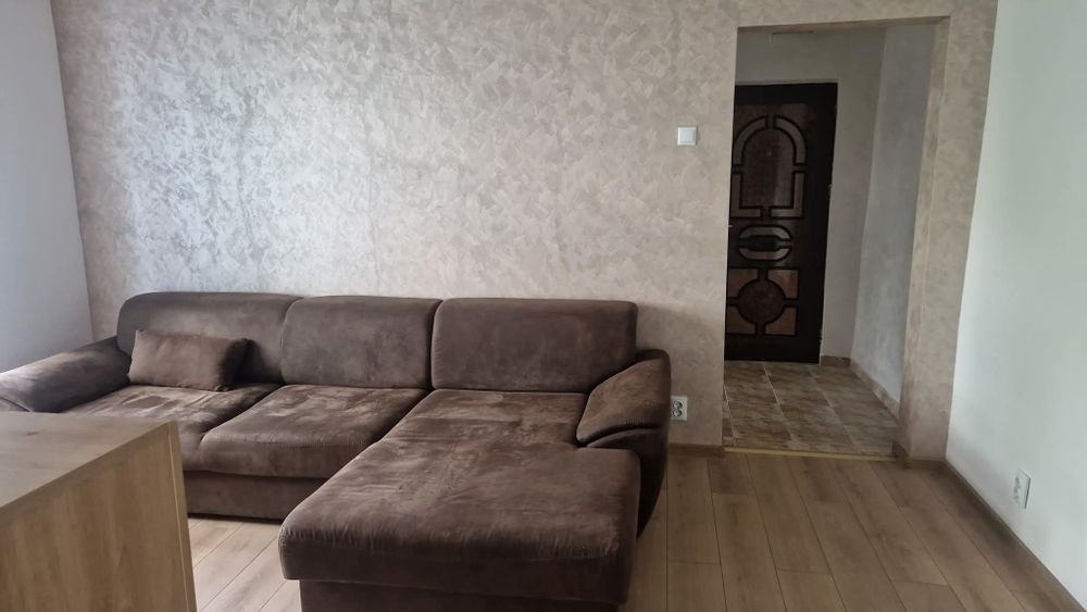 Închiriez apartament 2 camere zona Narcisa