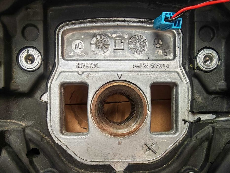 Volan E-Class W213 - Lane Assist