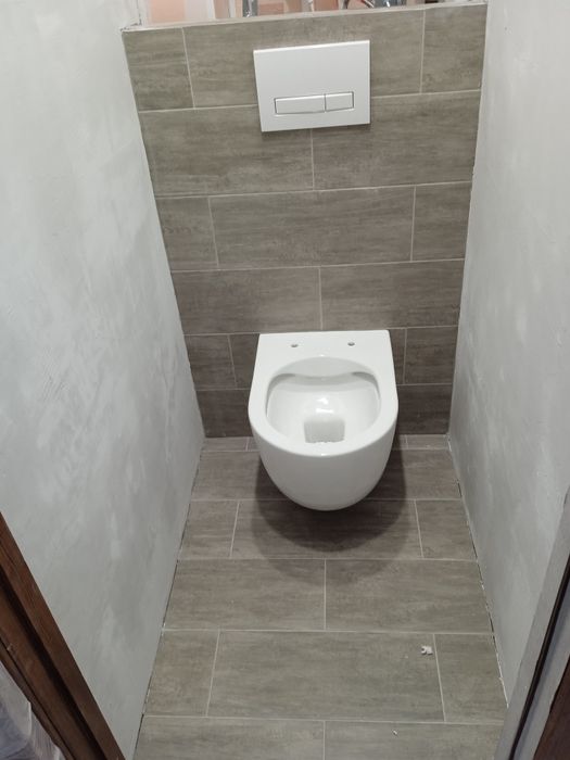 Сантехник. Ремонт подвесных унитазов..