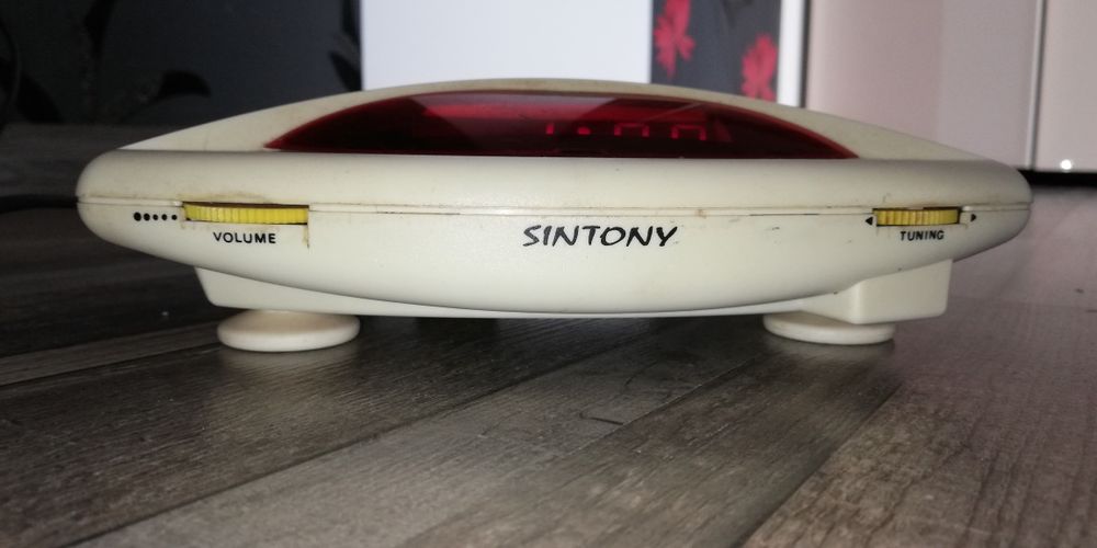 Radio Sintony ST-705L