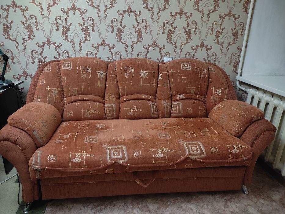 Выдвижной диван для гостиной