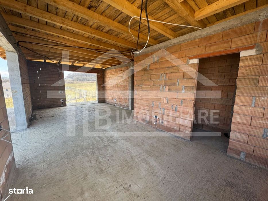 Casa cu 4 camere, 122 mp utili, Zona Livezeni