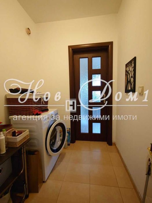 Напълно обзаведен!  Готов за нанасяне! Панорама! Три балкона!