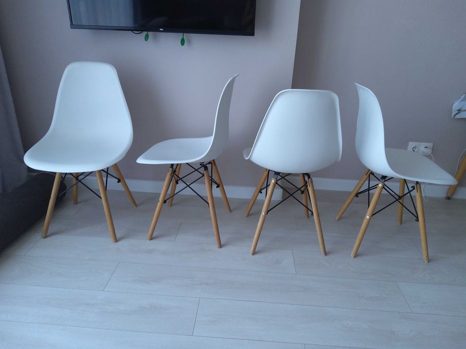 Продам стулья Ridberg eames