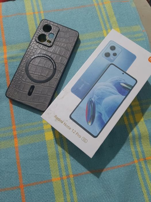 Телефон xiaomi redmi note 12 pro