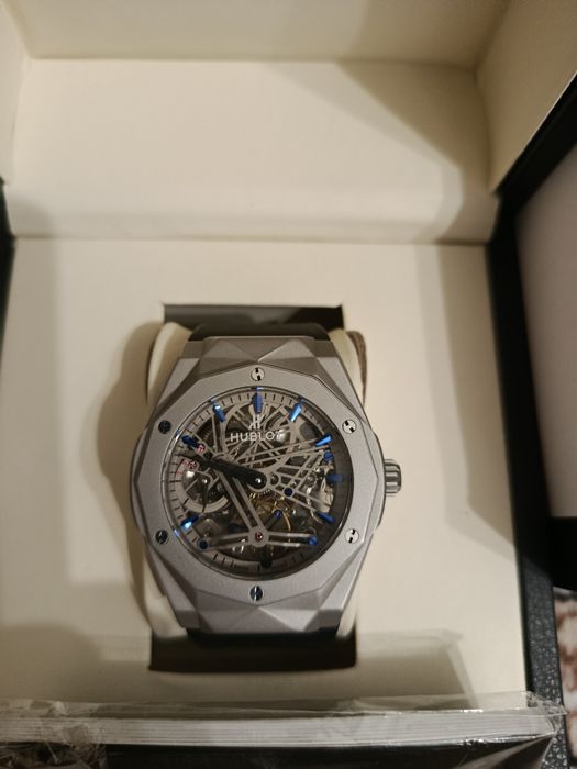 Hublot оригинал часы