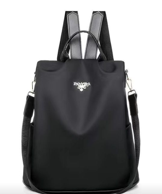 Продаю  наушники , рюкзаки .