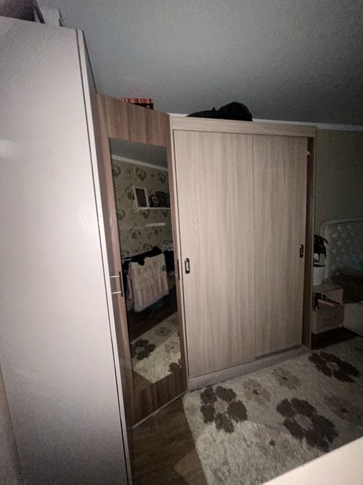 Продам шкаф купе угловой