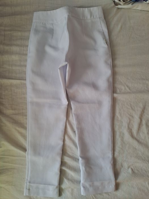 Pantaloni băieței