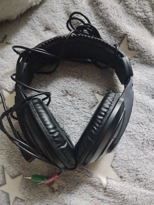 Продам игровые наушники