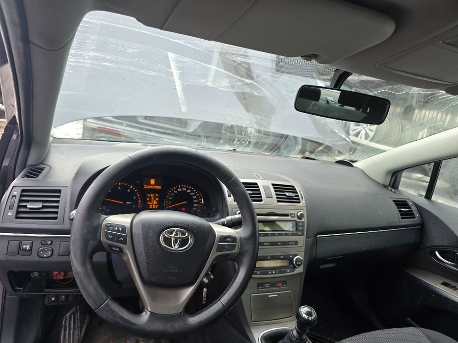 Dezmembrez Toyota Avensis Saloon _T27_ 2012 2.0 D-4D 1Ad-Ftv 93Kw|126H
