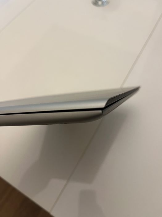 Laptop Business Dell Vostro 5471 | i5-8250U | 8GB RAM | 1.03TB Stocare | Video Dedicat 4GB