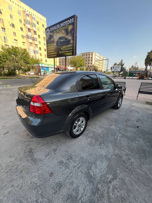 Sotiladi nexia3 avtomat