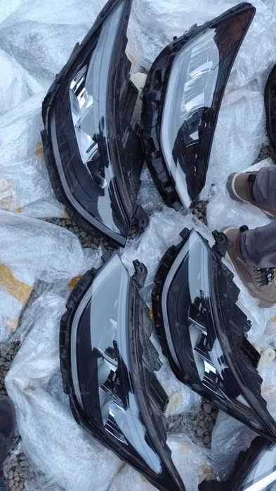 Фары на Соната 21- Sonata 24-