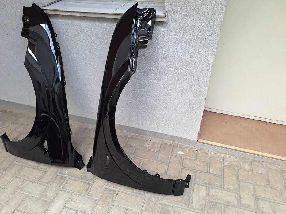 Aripa Fata Dreapta & Stanga Ford Mondeo 2000-2007 Vopsita Negru