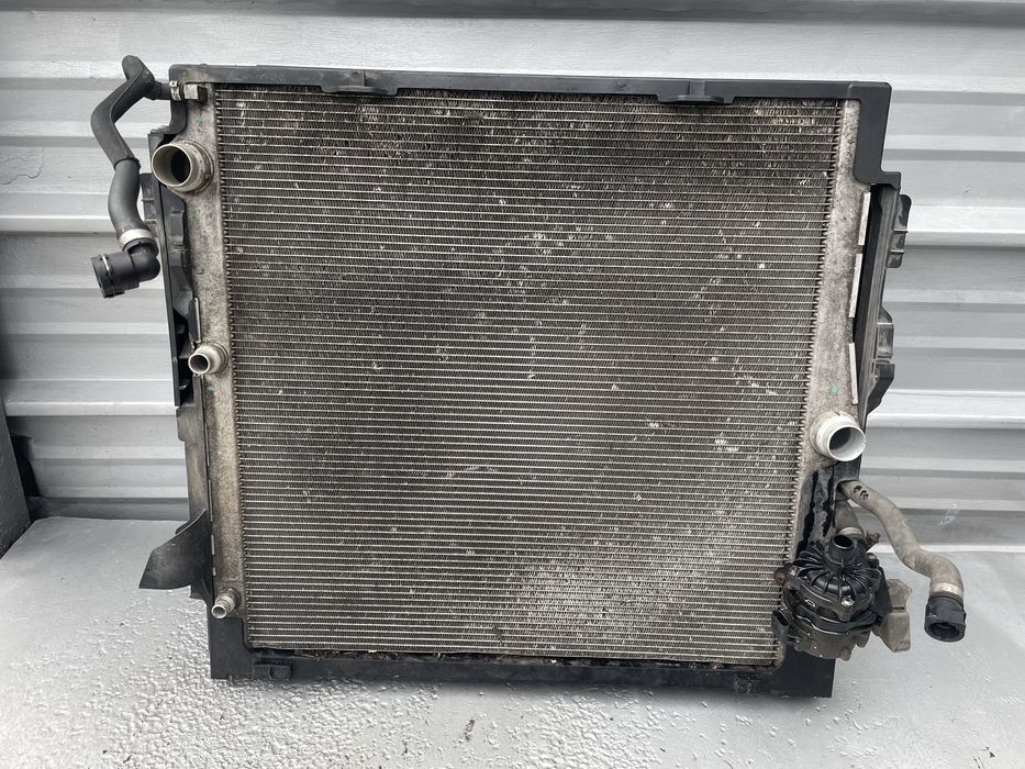 Радиатор комплект БМВ Х5/ Х6, Ф15/ Ф16 М50д (radiatori m50d)