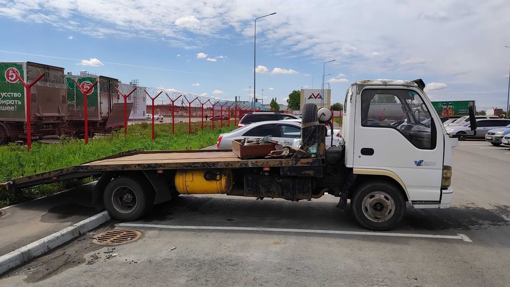 Продаю эвакуатор