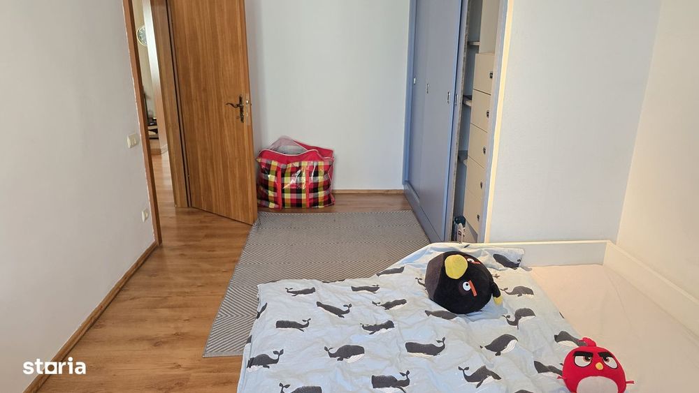 Vand apartament 3 camere decomandat Deva, Dorobanti, etaj 1, mobilat