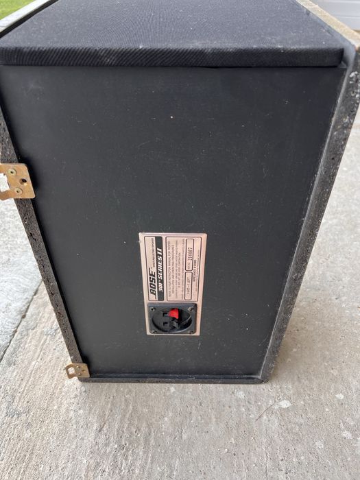 3 Boxe BOSE seria 2, 3 si un satelit