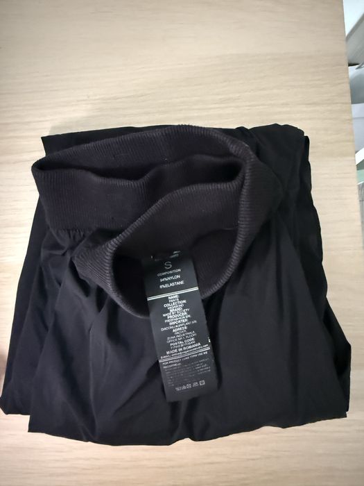 Pantaloni- Made by Society
