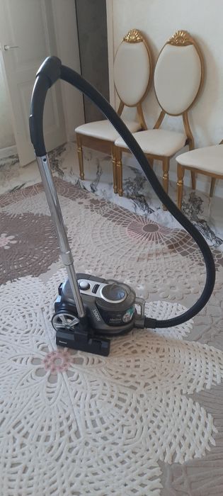 Пылесосы Отлично работает
