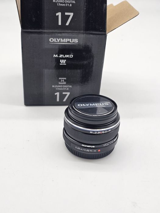 Obiectiv Olympus M.Zuiko Digital 17mm 1:1.8, Micro Four Thirds, pentru