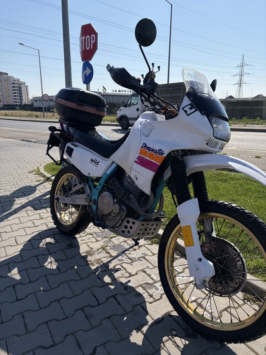 Honda “Dominator” nx650