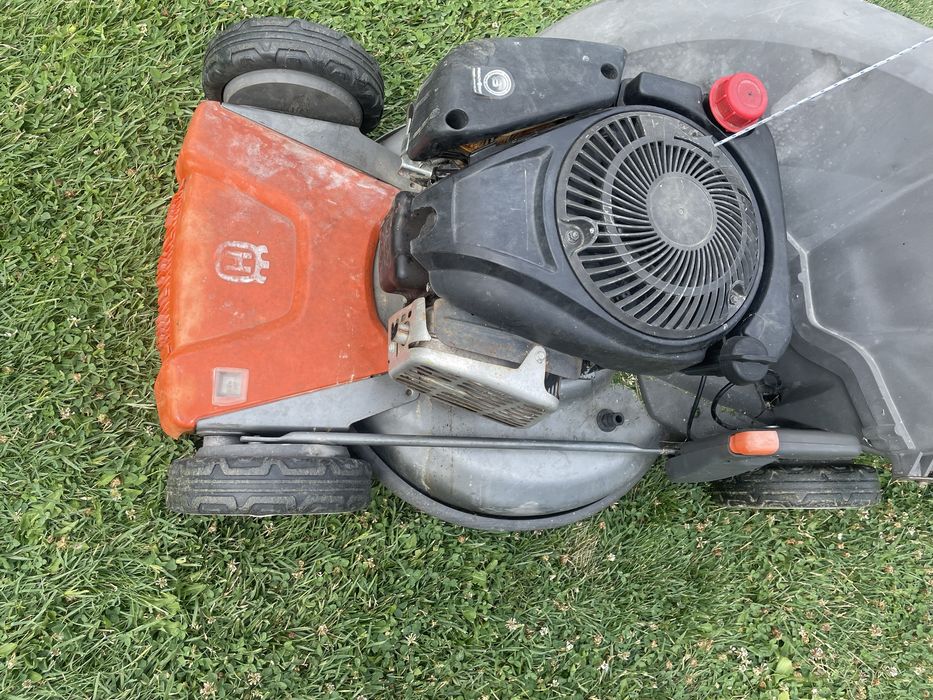 Косачка Husqvarna самоход