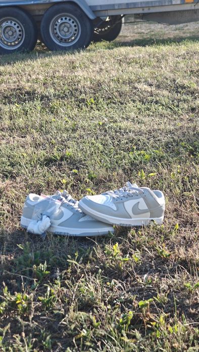 Nike dunk gri      .