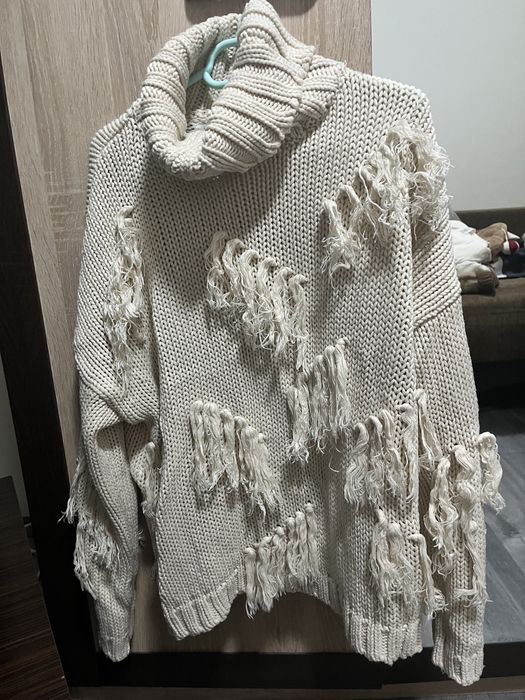 Pulovere Zara , Stradivarius