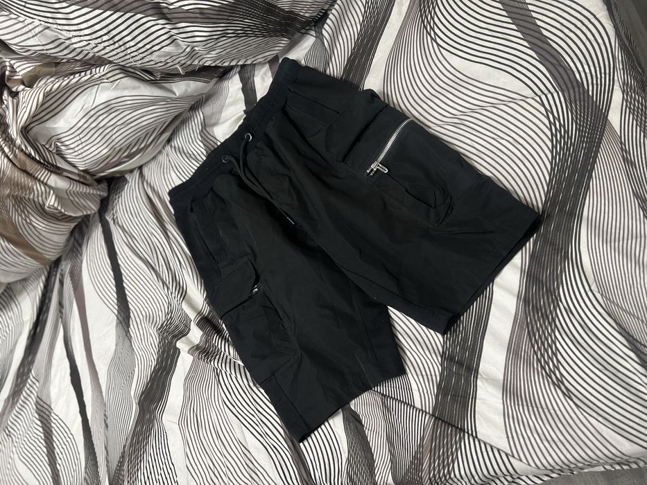 Pantaloni stil vagabond philip guston